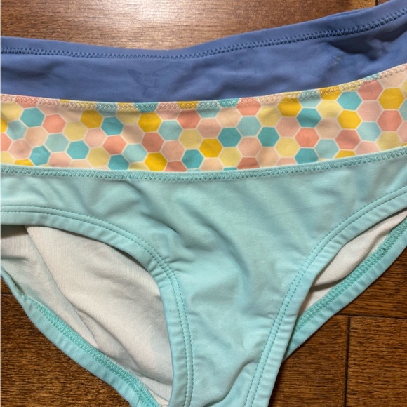 Matilda Jane two piece swimsuit size 4 girls - Picture 3 of 4